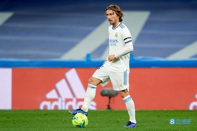 欧冠杯16强次回合｜ 恩里克：两队配得上晋8强 斯洛特为红军表现感自豪